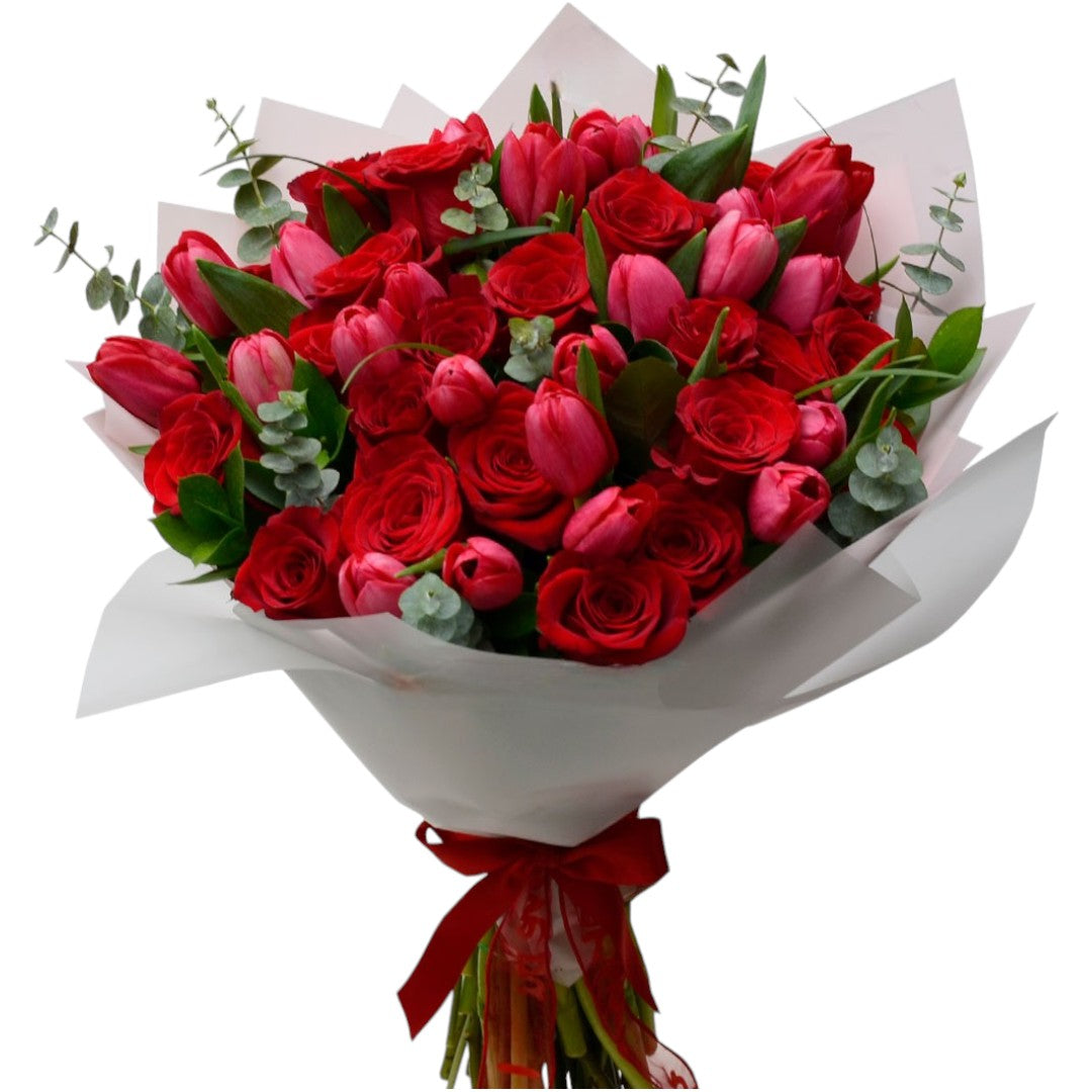 Ramo de Rosas y Tulipanes Rojisos